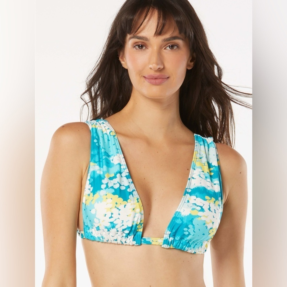 🆕 Carmen Marc Valvo Ruched Bikini Top - Madeira Garden